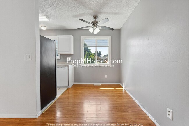 Photo - 2-Bedroom Unit in Highland – Garage Includ... Unit 6089 SW Valley Avenue