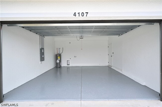 Building Photo - 4107 13th St SW