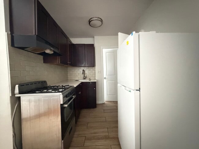 Photo - 972 Broadway Unidad 1R