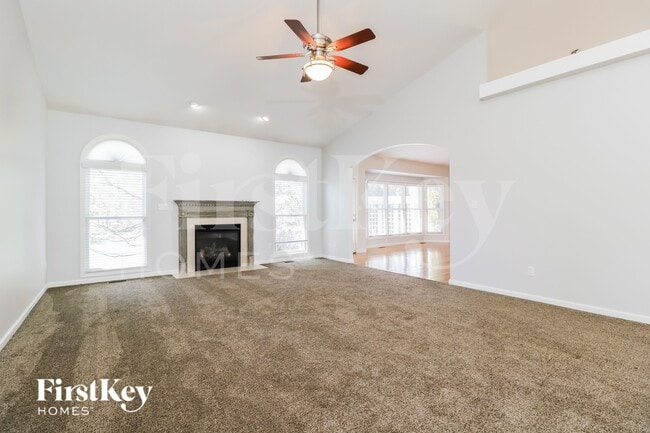 Photo - 2 Stonecroft Ct