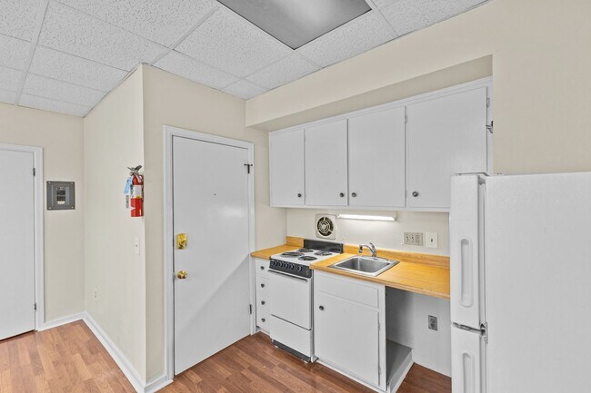 Photo - 42 N Prospect St Unit 42 North Prospect Street #4