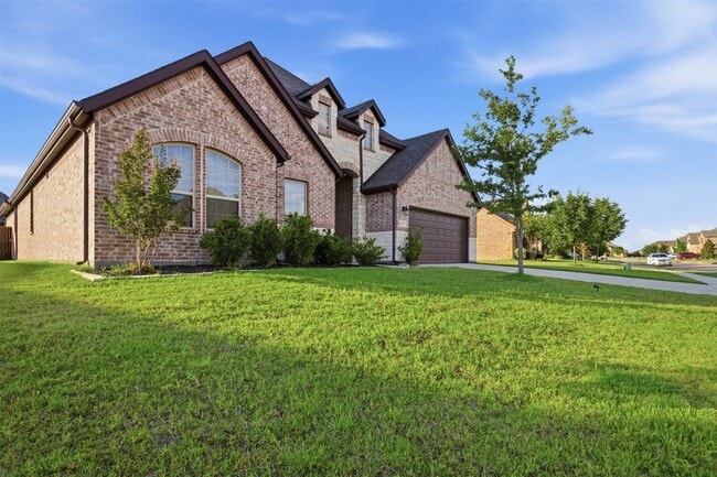 208 Sequoia Dr