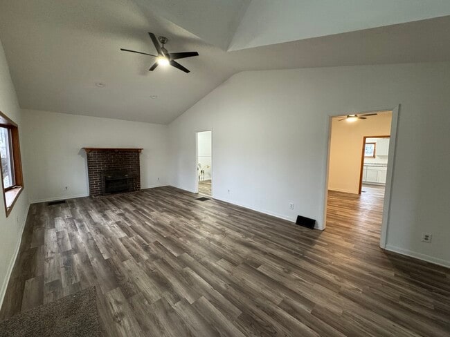 Photo - 309 N 9th St