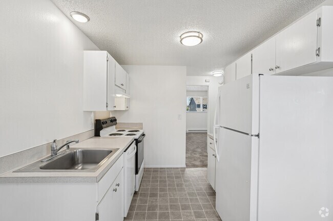 1BR, 1BA - 650SF - Kitchen