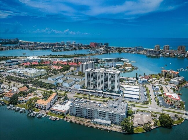 Building Photo - 400 Island Way Unit 309