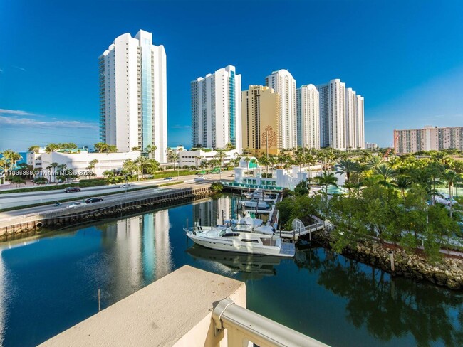 Photo - 150 Sunny Isles Blvd Unidad 1-1101