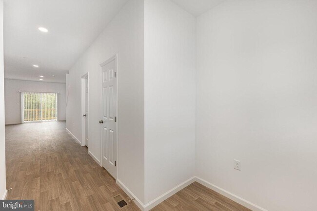 Photo - 7880 Briarwood Dr