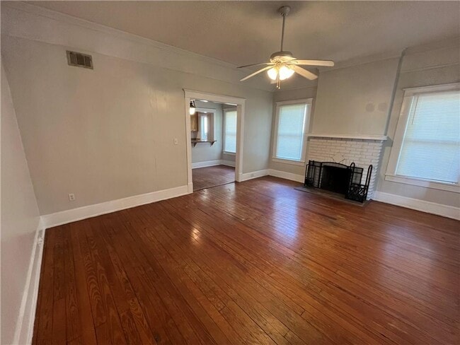 Photo - 109 S Catherine St