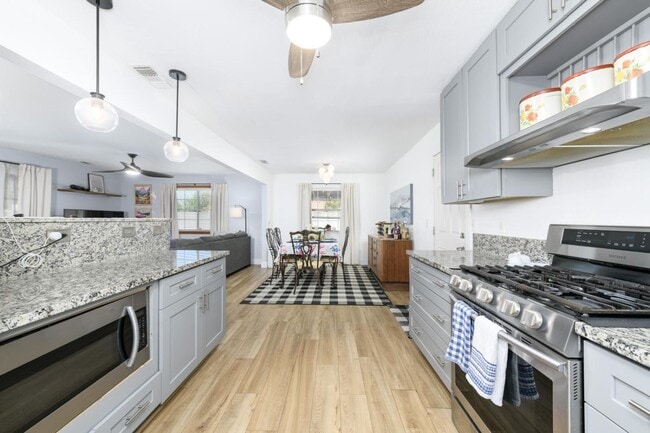 Photo - Nice spacious home near Citrus Heights