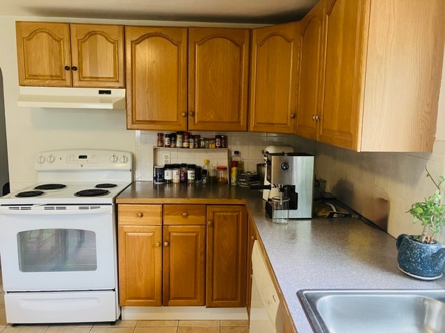 58 Cherry St Unit 2