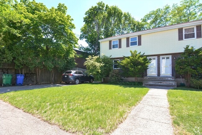 Building Photo - 118 Edinboro St Unit 118 Rental