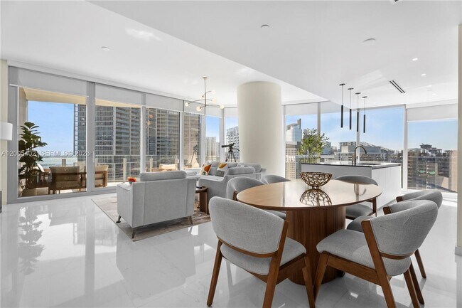 Photo - 300 Biscayne Blvd Way Unit 4007W
