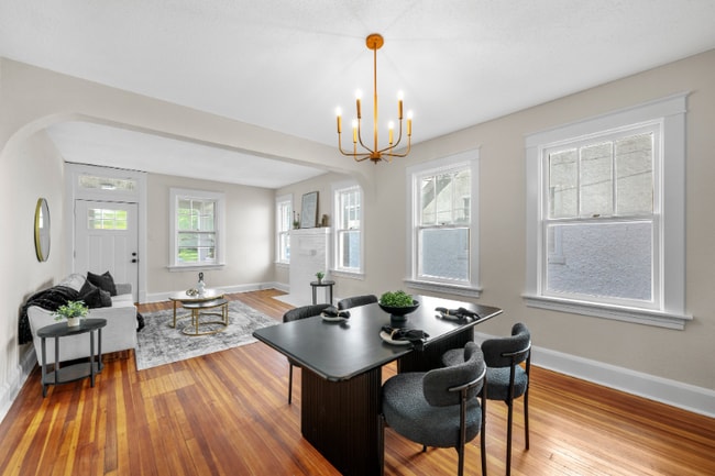 Photo - 7517 Ellis Ave