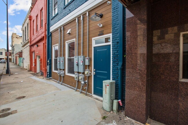 Photo - 157 Howard St Unit 1A