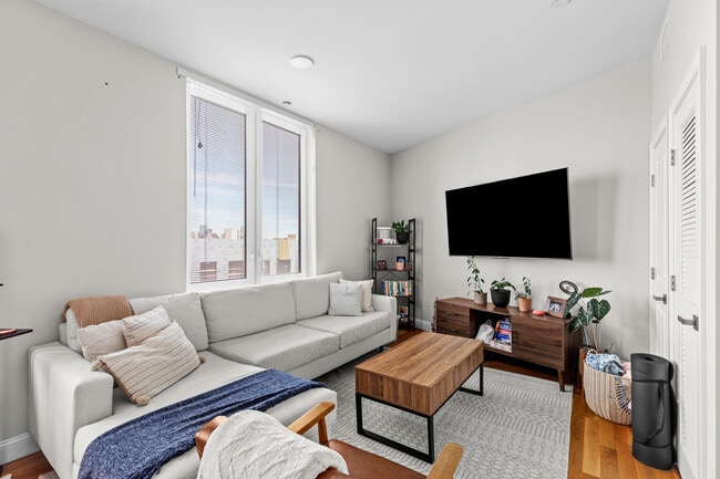 Living Room - 10 Taber St Unit 10 Taber Street