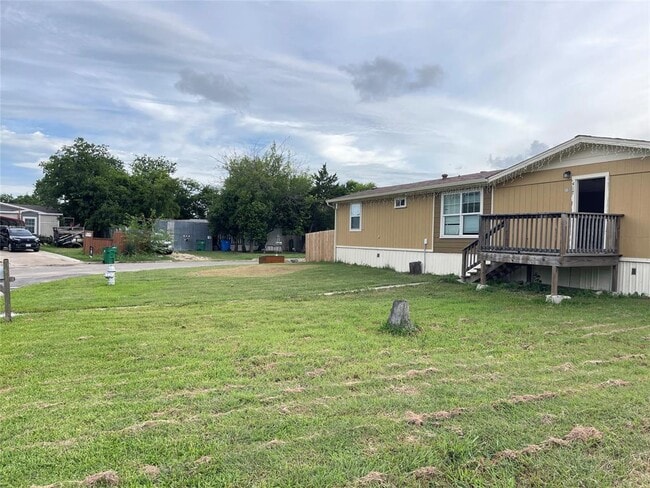 Photo - 417 Lenora Dr