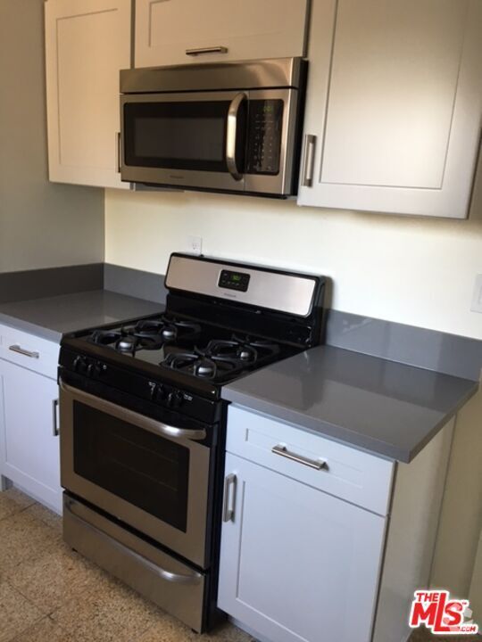 Building Photo - 9120 Amboy Ave Rental