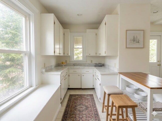 Photo - 207 Boston Ave Unit 1