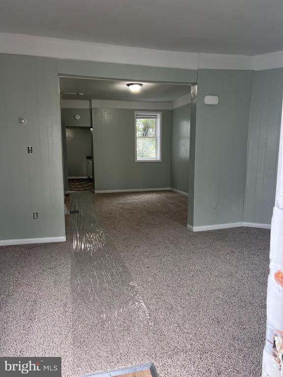 Building Photo - 605 Dauphin St Rental