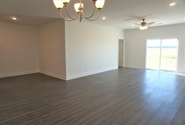 Photo - 4 Bedroom, 2 Bath Home in Valley View