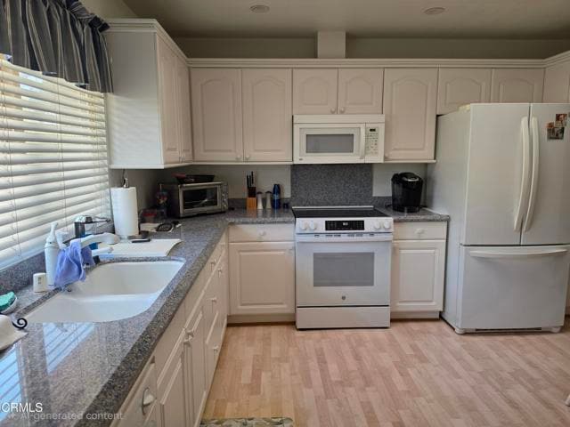 Photo - 16102 Village 16
