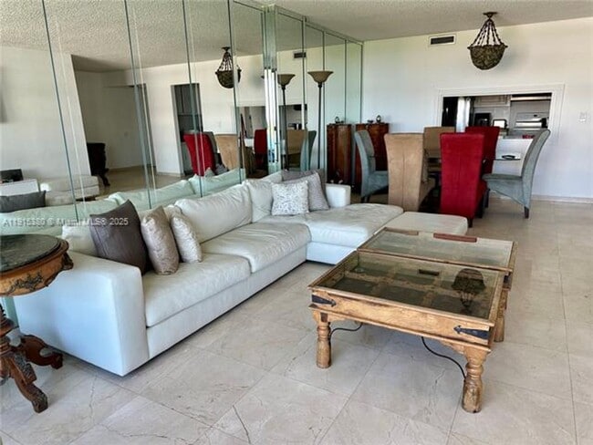 Photo - 199 Ocean Ln Dr Unit 199 Ocean Lane Dr 1004