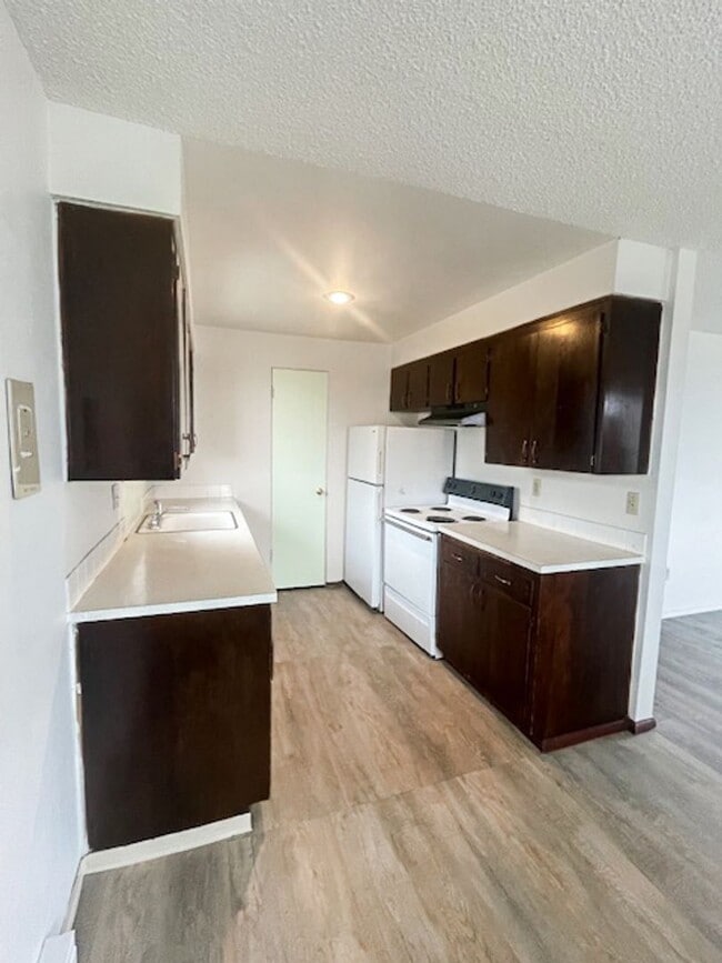 Photo - Charming 2 Bed, 1 Bath Duplex in the Heart of Cheney Unit 1514