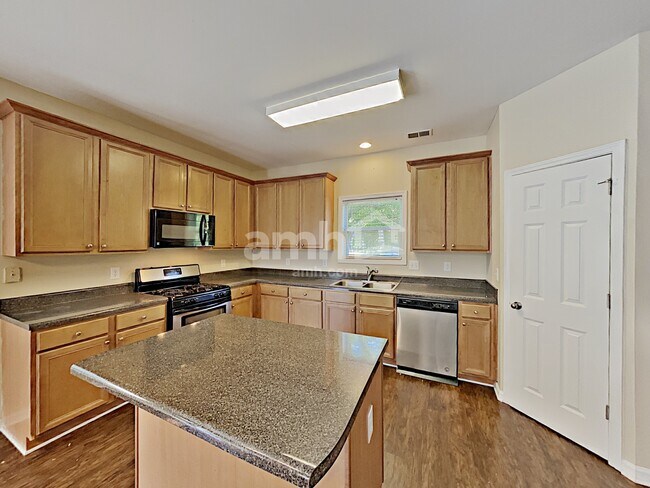 Photo - 3454 Mackenzie Ct