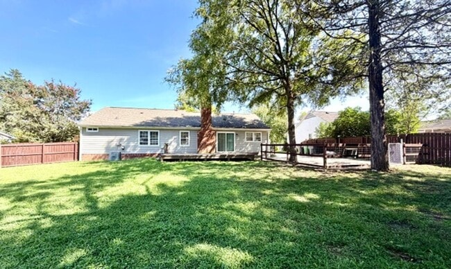 Photo - 2634 Lytham Dr
