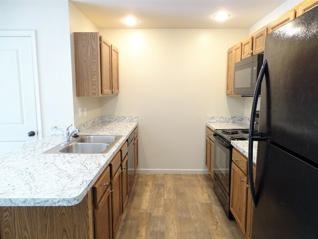 Photo - 228 Lakeside Xing