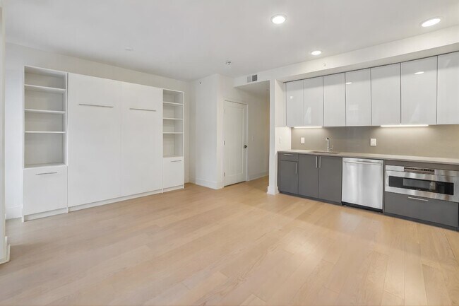 Photo - 201 Marin Blvd Unit 4050