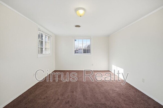 Photo - 1924 Zinzer Rd