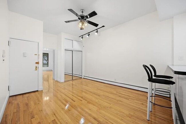 11-25 47th Ave