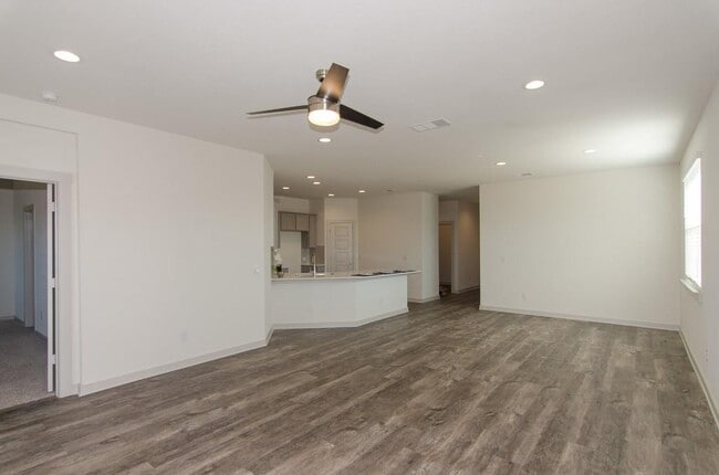 Photo - 217 Deserti Rd