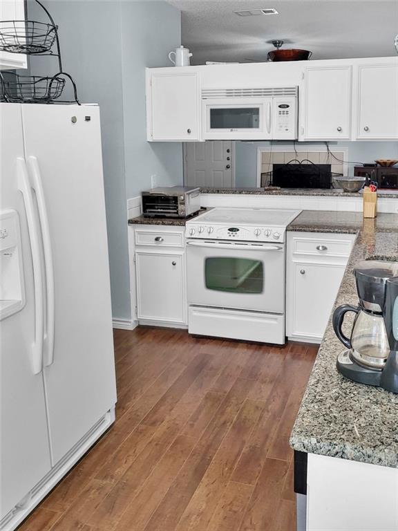 Photo - 2414 Longview St Unit 210
