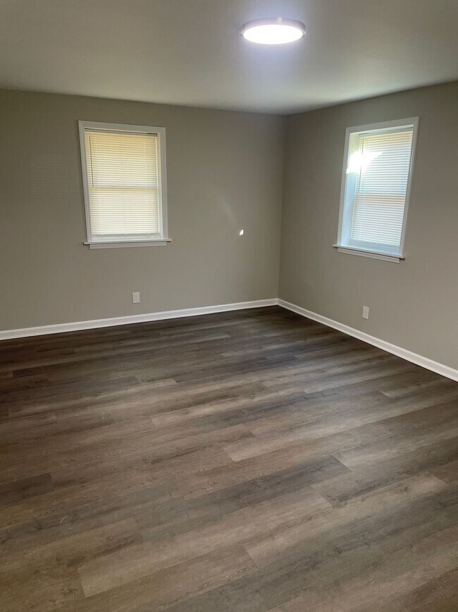 Photo - 203 Beechwood Cir