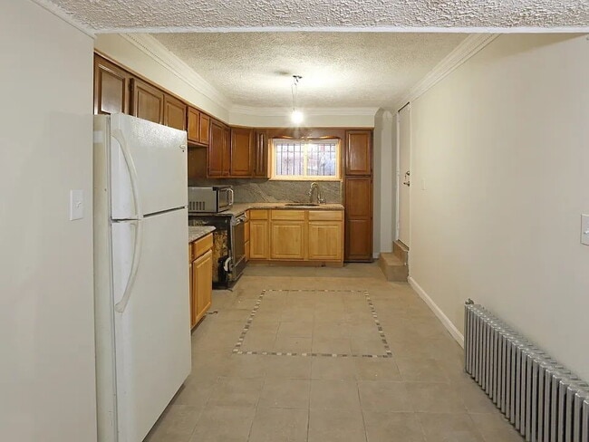Photo - "Charming 2-Bed, 2-Bath Haven in the Heart of Brooklyn!"