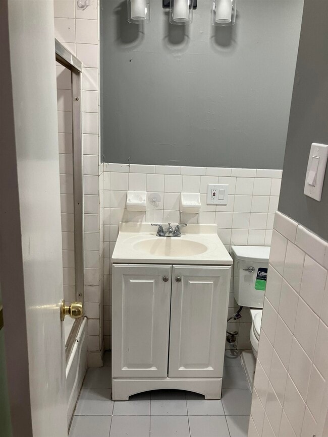 Photo - 593 Avenue A Unit 1