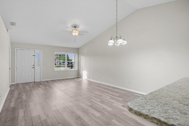 Photo - Popular Palm Harbor location