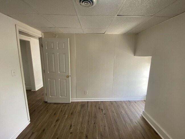 Photo - 1055 N Duke St Unit 1055 N Duke St Apt 3