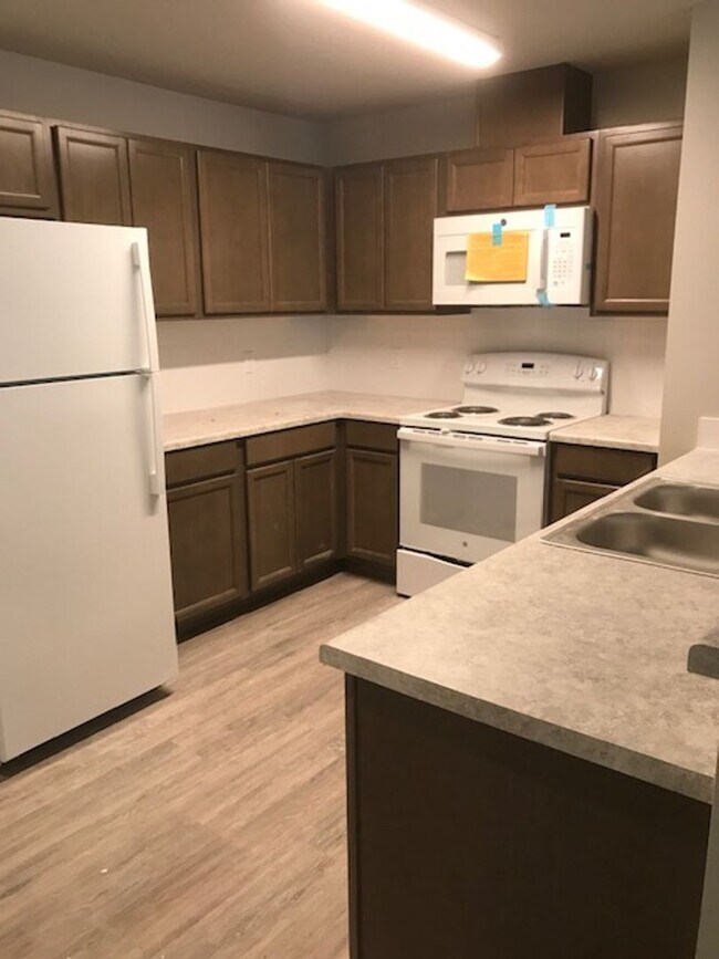 Silverado Apartments