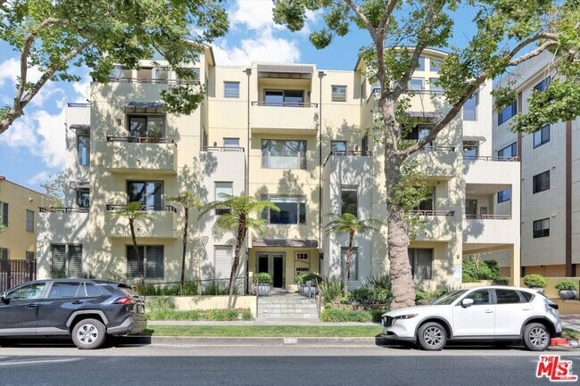 Building Photo - 130 N Swall Dr Unit 102 Rental