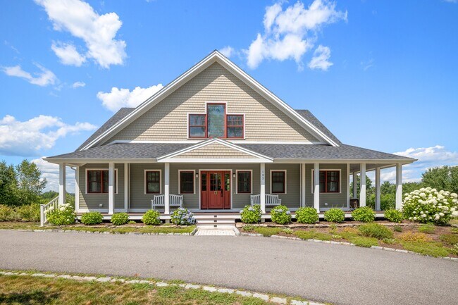 Photo - 133 Waukewan St