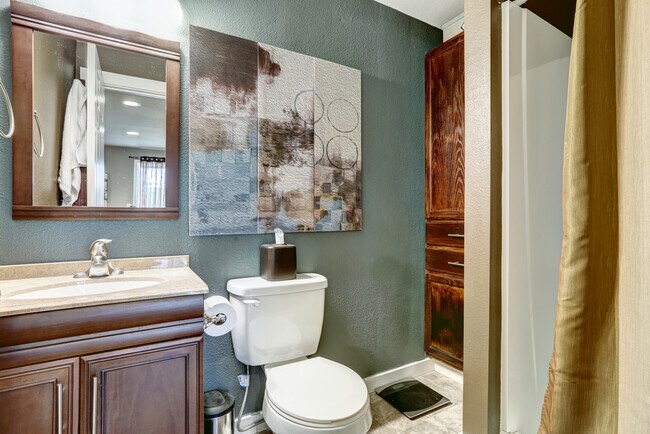 Photo - Summit View Apartments