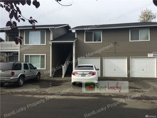 Photo - Cannon RE - 201 Pacific Unidad A