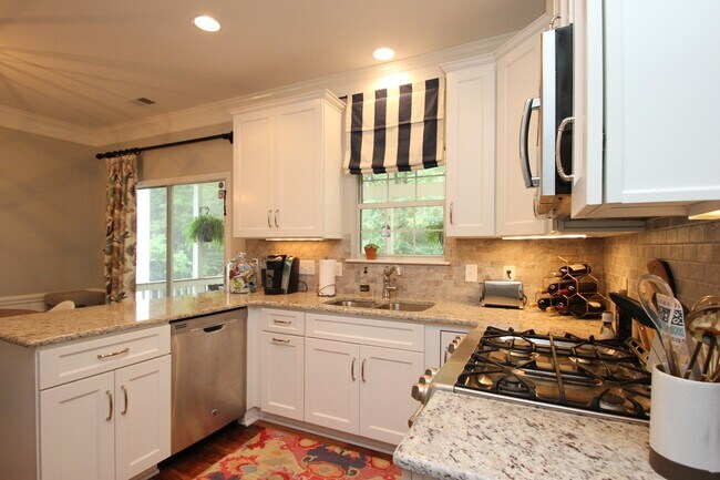 Photo - This home is so charming that you will fall in love!