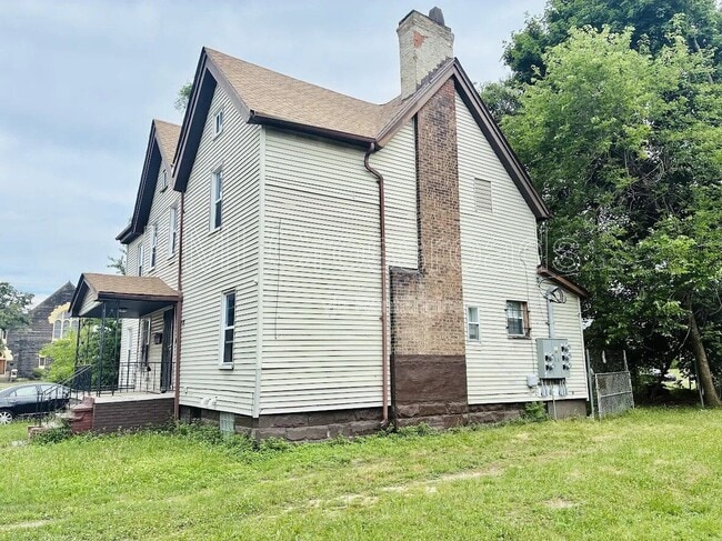 Photo - 2163 E 84th St