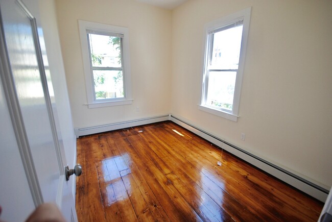 Photo - 154 Bennington St Apartment Unit 2