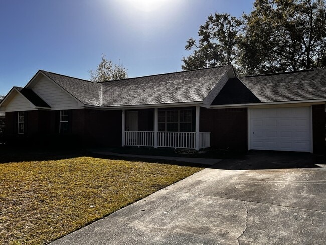 Building Photo - Home For Rent