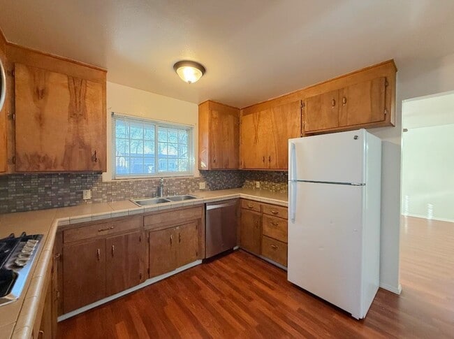 Photo - 3224 Erie Ave